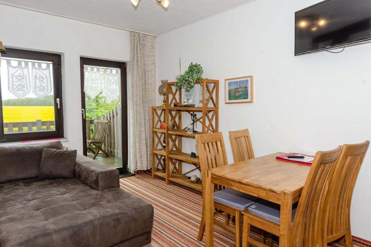 3-R-Ferienwohnung-Fuer-4-Personen-In-Schaprode-Auf-Ruegen-Zi3 Экстерьер фото